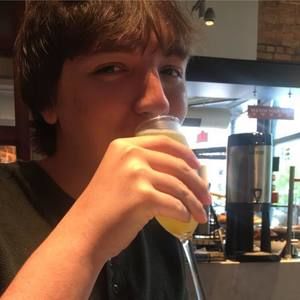 Meet your Posher, Daniel